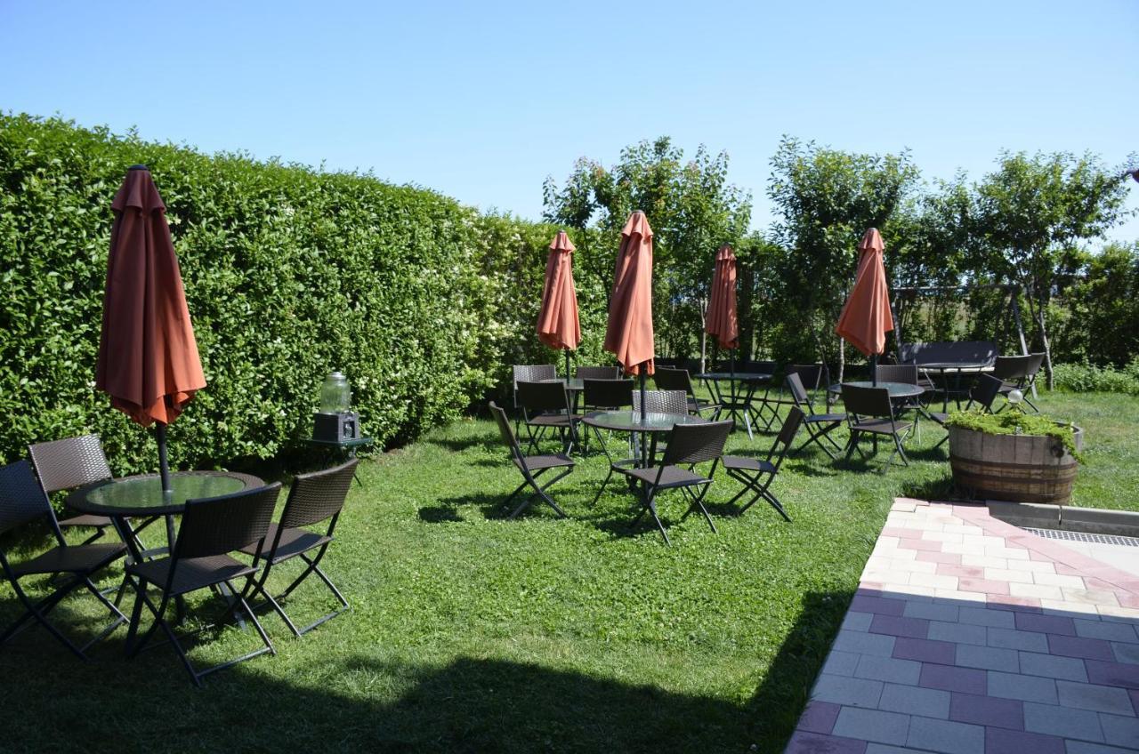 فندق Casa Eden كوستِنيست المظهر الخارجي الصورة