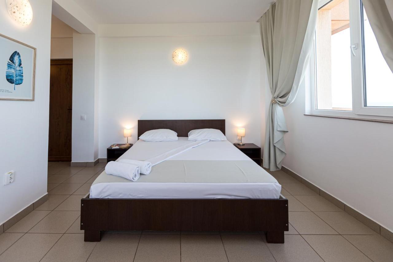 فندق Casa Eden كوستِنيست المظهر الخارجي الصورة