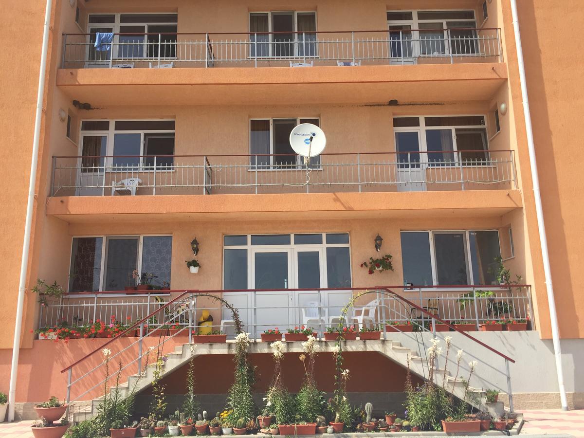 فندق Casa Eden كوستِنيست المظهر الخارجي الصورة